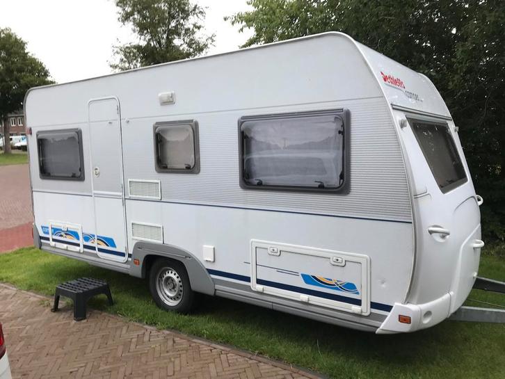 TE HUUR: Dethleffs Camper 460DB, Caravans en Kamperen, Verhuur