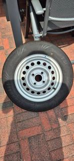 nieuwe velg + band., Auto diversen, Aanhangwagen-onderdelen, Ophalen, Zo goed als nieuw
