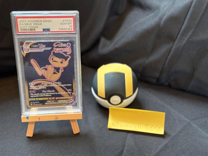 Pokémon Mew Vmax Ultra Rare Lost Origin TG30 PSA 10, Hobby en Vrije tijd, Verzamelkaartspellen | Pokémon, Zo goed als nieuw, Losse kaart