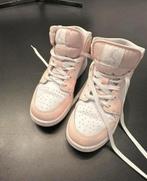 Nike fd8780-601 maat 38, Ophalen of Verzenden, Zo goed als nieuw, Schoenen