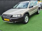 Volvo V70 Cross Country 2.4 T Geartr Comf. NAP!, Auto's, Beige, 2435 cc, Vierwielaandrijving, Onderhoudsboekje