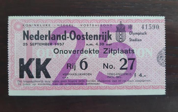 Toegangskaart Olympisch Stadion  Voetbal (1957), Verzamelen, Overige Verzamelen, Zo goed als nieuw, Ophalen
