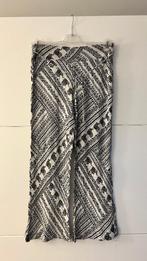 NoBo witte broek met zwarte print, Kleding | Dames, Broeken en Pantalons, Wit, Maat 46/48 (XL) of groter, Ophalen of Verzenden