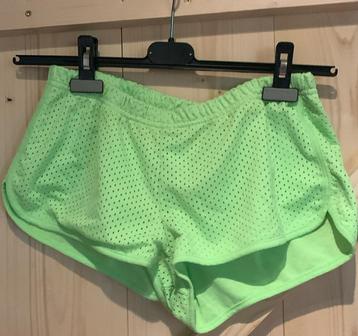 Groen fluoriserend hotpants kort broekje maat 36 S beschikbaar voor biedingen