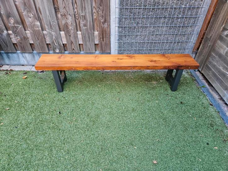 Teakhouten bankje met stalen poten - 167cm, Tuin en Terras, Tuinbanken, Ophalen