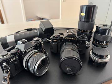 Canon A1 en Canon AE-1 body, Canon lenzen, Metz flitser beschikbaar voor biedingen