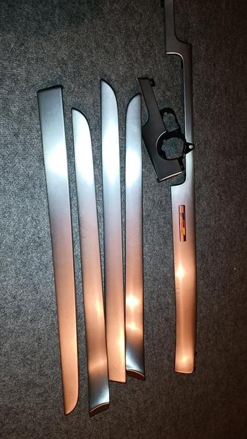 A4 b7 sierlijsten OEM (aluminium look) beschikbaar voor biedingen