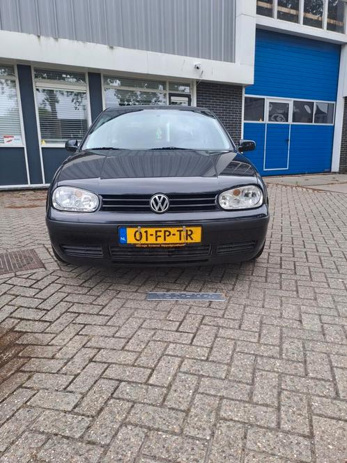 Volkswagen Golf 2.0 85KW 2000 Zwart, Auto's, Volkswagen, Particulier, Golf, Benzine, Hatchback, Handgeschakeld, Origineel Nederlands