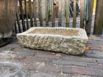 Oude gave trog, Ophalen, Gebruikt, Graniet, Waterornament