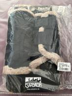 Eskadron faux fur beenbeschermers donkerblauw maat M, Verzenden, Nieuw, Rijden