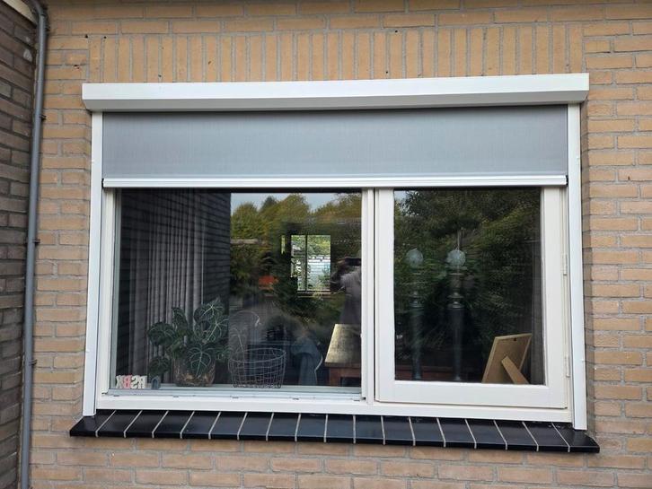 Zip screen elektrische bedienbaar. 202 breed x 137.5 hoog, Doe-het-zelf en Verbouw, Rolluiken, Gebruikt, 200 cm of meer, 200 cm of meer