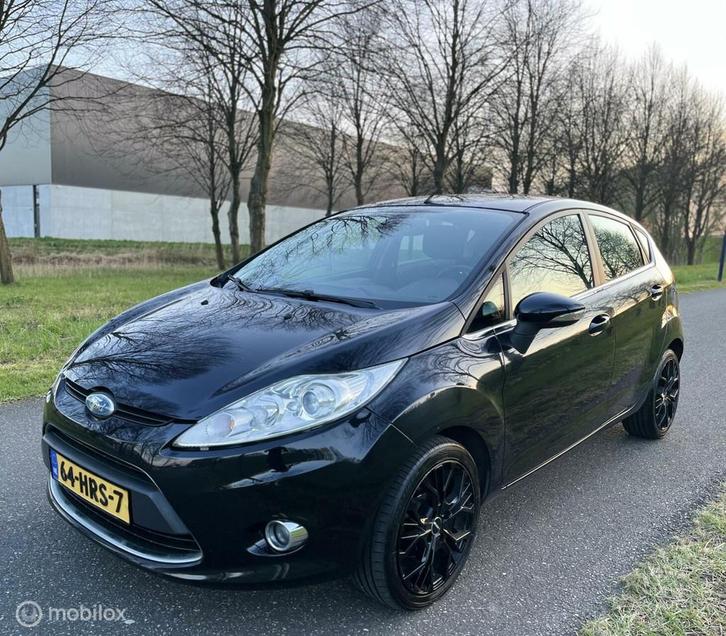Ford Fiesta 1.6 Titanium*NEW APK 04/26*CRUISE*PARKEERSENSOR, Auto's, Ford, Bedrijf, Te koop, Fiësta, ABS, Airbags, Airconditioning
