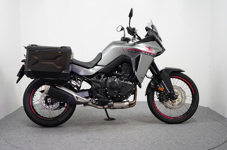 Honda XL 750 TRANSALP (bj 2023), Motoren, Motoren | Honda, Bedrijf, Toermotor, meer dan 35 kW, ABS, Traction Control