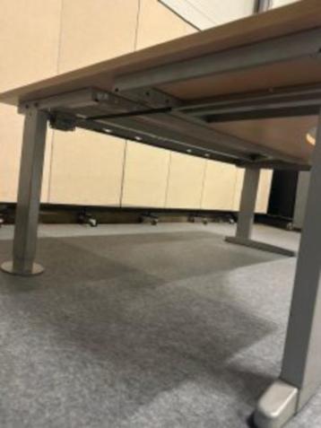 Hoekbureau met slinger 18080/120xH64-84 cm, 20 stuks - afbeelding 4