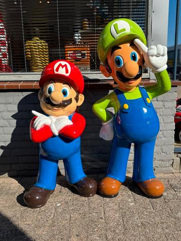 Grote Mario & Luigi reclame beelden beschikbaar voor biedingen