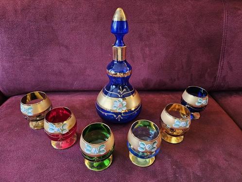 Bohemian karaf met 6 glaasjes. Met wat gebreken, Verzamelen, Glas en Borrelglaasjes, Zo goed als nieuw, Overige typen, Ophalen