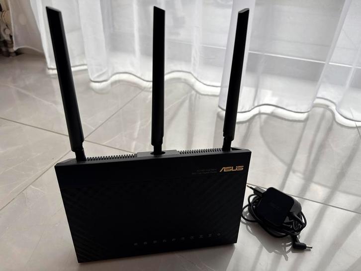 Asus AC1900 Dual Band mesh Router/Access Point, Computers en Software, Routers en Modems, Gebruikt, Router, Ophalen
