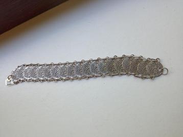 Antieke Zilveren munten armband  beschikbaar voor biedingen