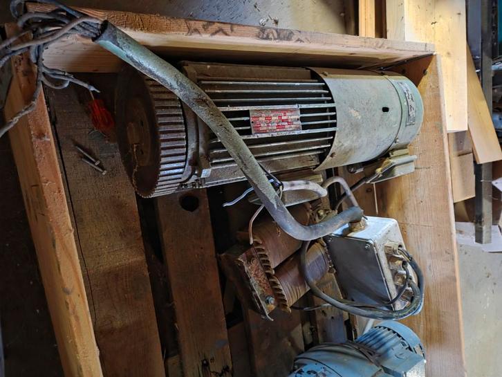 Creusen DC elektromotor / gelijkstroommotor 4gmvtgvk, Doe-het-zelf en Verbouw, Gereedschap | Machine-onderdelen en Toebehoren