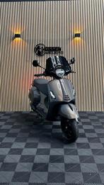 Vespa GTS 300 HPE | 2020 | Champagne Quartz | Full Option, Overige modellen, Ophalen of Verzenden, Zo goed als nieuw, Benzine