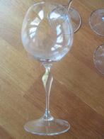 set van 6 rode wijnglazen met goud verziering, Verzamelen, Glas en Borrelglaasjes, Ophalen of Verzenden, Zo goed als nieuw, Overige typen