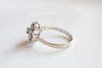 14 Karaat Witgouden Vintage Dames Ring, Ophalen of Verzenden, Zo goed als nieuw, 17 tot 18, Met edelsteen