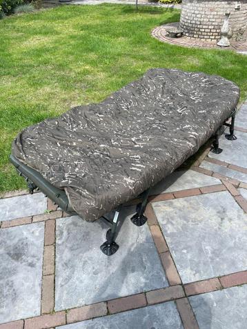 Nash indulgence air bed 4 leg wide beschikbaar voor biedingen