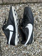 Nike tiempo 45, Sport en Fitness, Voetbal, Ophalen of Verzenden, Schoenen