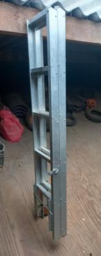 2 delig aluminium vlizotrap b31cmxl270, Doe-het-zelf en Verbouw, Ladders en Trappen, Ophalen, Gebruikt, Opvouwbaar of Inschuifbaar