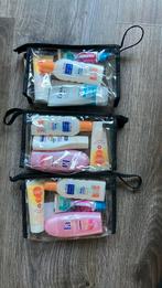 Toilettasje met mini's zonnebrand shampoo tandpasta...., Ophalen of Verzenden, Nieuw, Bad & Douche