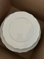 Servies Ikea 4-6 personen in goede staat, Huis en Inrichting, Keuken | Servies, Ophalen, Zo goed als nieuw, Bord(en), Overige stijlen
