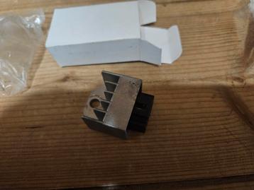 nieuwe spanningsregelaar 6v beschikbaar voor biedingen
