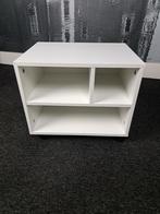 Laag kastje op wielen - Printertafel - Kantoor kast - Wit, Huis en Inrichting, Kasten | Computermeubels, Ophalen, Zo goed als nieuw