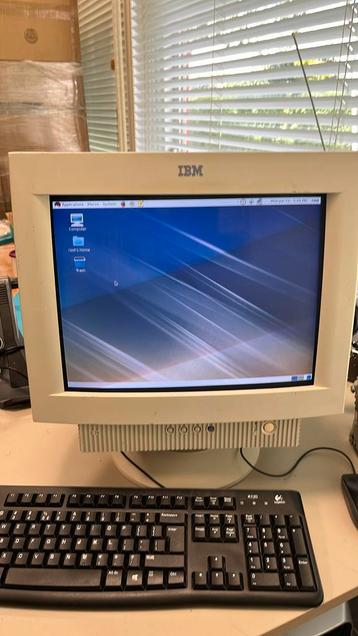 IBM e74 17 inch VGA monitor 1280x1024 max beschikbaar voor biedingen