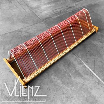 Vintage, retro singlerek, draad en hout voor 75 stuks vinyl beschikbaar voor biedingen
