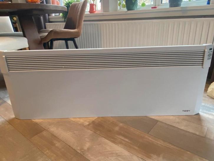 Tesy elektrische verwarming ophang 3000w, Doe-het-zelf en Verbouw, Verwarming en Radiatoren, Zo goed als nieuw, Radiator, 800 watt of meer
