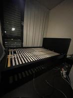 IKEA Malm tweepersoonsbed 140x200, zwartbruin + lattenbodems, Huis en Inrichting, Slaapkamer | Bedden, Ophalen, Gebruikt, Zwart