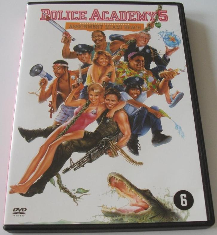Dvd *** POLICE ACADEMY 5 ***, Cd's en Dvd's, Dvd's | Komedie, Zo goed als nieuw, Overige genres, Vanaf 6 jaar, Ophalen of Verzenden