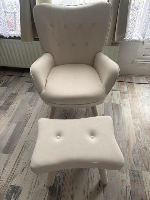 Nieuwe fauteuils met voetensteun, Huis en Inrichting, Stoelen, Nieuw, Twee, Ophalen