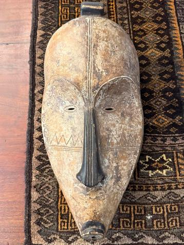 Authentiek Afrikaans Ngil’s Fang Masker afm. 50x25 cm beschikbaar voor biedingen