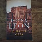 Donna Leon - Duister Glas, Ophalen of Verzenden, Gelezen, Donna Leon