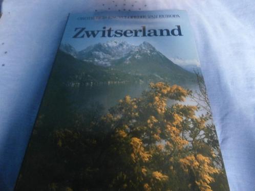 reisgids Grote reis encyclopedie europa lekturama zwitserlan, Boeken, Reisgidsen, Zo goed als nieuw, Reisgids of -boek, Europa