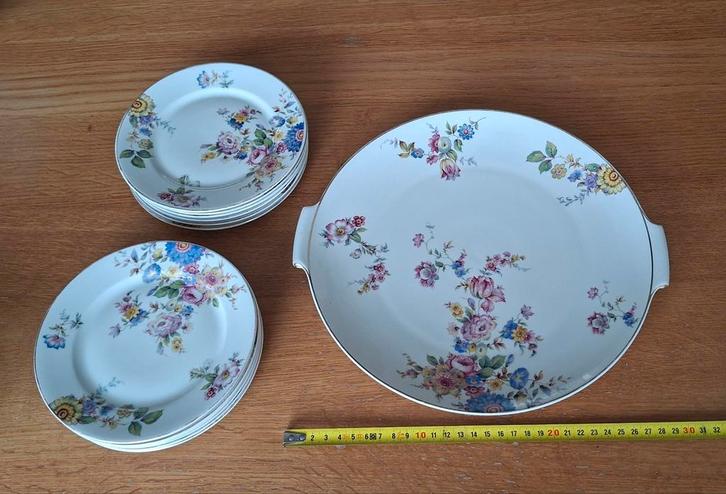 Rosenthal Aida Servies - 12 gebakschoteltjes en gebak Schaal, Huis en Inrichting, Keuken | Servies, Gebruikt, Kop(pen) en/of Schotel(s)