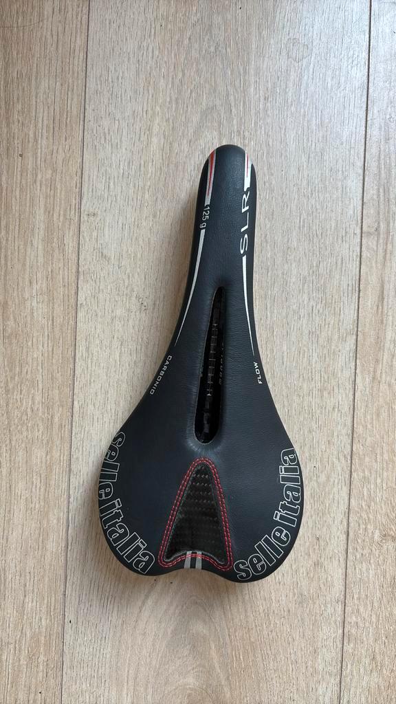 Selle Italia SLR Carbon flow zadel, Fietsen en Brommers, Fietsaccessoires | Overige Fietsaccessoires, Zo goed als nieuw, Ophalen of Verzenden