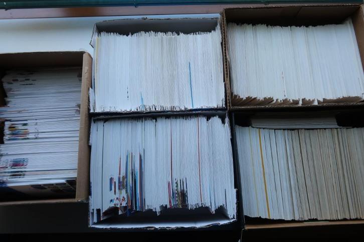 FDC's enorme voorraad tussen nr 2 en 774b  5 Dozen!!, Postzegels en Munten, Postzegels | Volle albums en Verzamelingen, Nederland