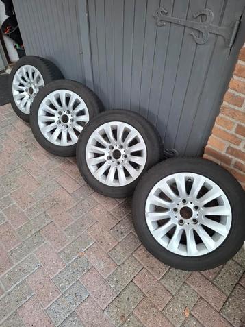 BMW Winterbanden op Lichtmetalen Velgen - Set van 4 beschikbaar voor biedingen
