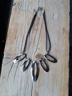 Ketting met 5 aparte ovale hangers., Overige materialen, Verstelbaar, Ophalen of Verzenden, Zo goed als nieuw