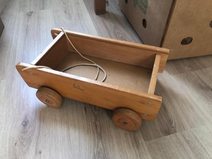 Houten speelgoedkar 25x40cm, Kinderen en Baby's, Speelgoed | Speelgoedvoertuigen, Gebruikt, Ophalen of Verzenden