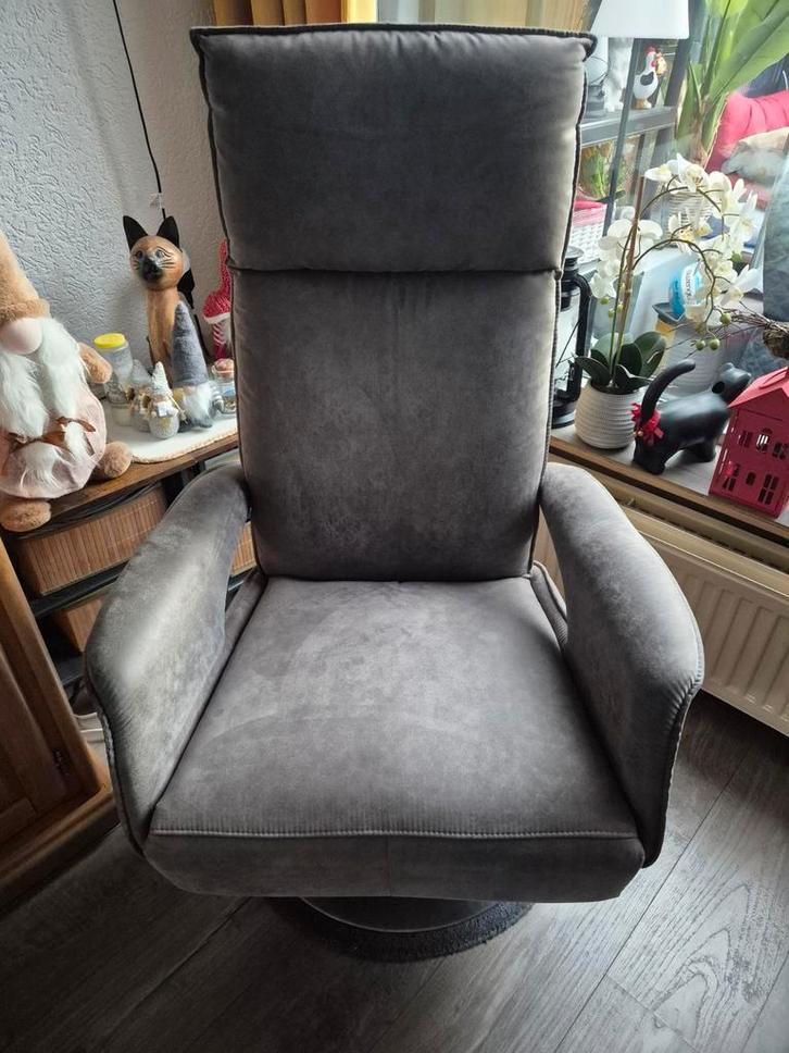Elektrische Relaxfauteuil, Huis en Inrichting, Fauteuils, Zo goed als nieuw, Leer, Metaal, 75 tot 100 cm, 75 tot 100 cm, Ophalen of Verzenden
