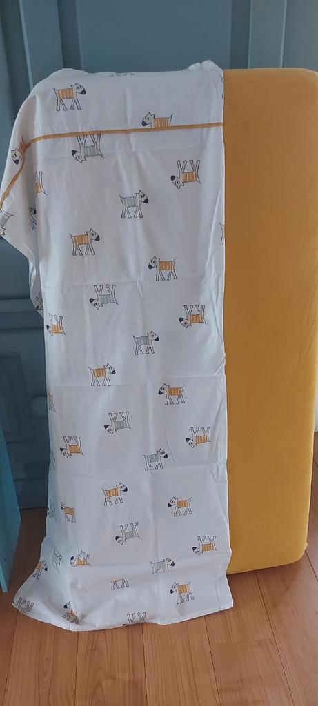 Laken voor babyledikant, 120 x 150 cm, wit, gele bies, hondj, Kinderen en Baby's, Kinderkamer | Beddengoed, Zo goed als nieuw